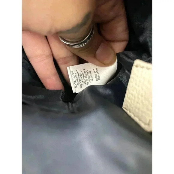 Tommy Hilfiger Beige Pebble Leather Crossbody Purse with Pouch Twice as Nice - Picture 15 of 16